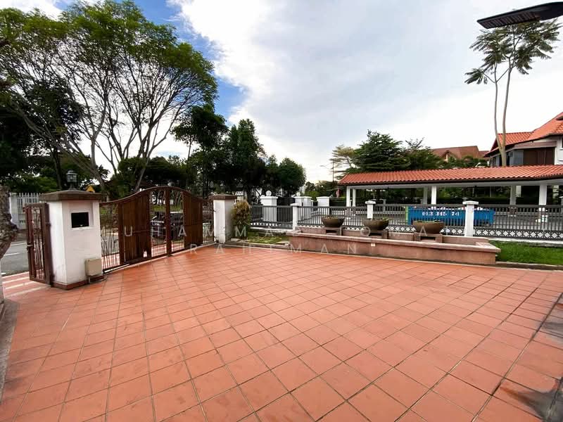 Bungalow for Sale in Seksyen 27 (Shah Alam) - Muhammad Iqmal Rahiman - Exterior - PropertyGuru.com.my