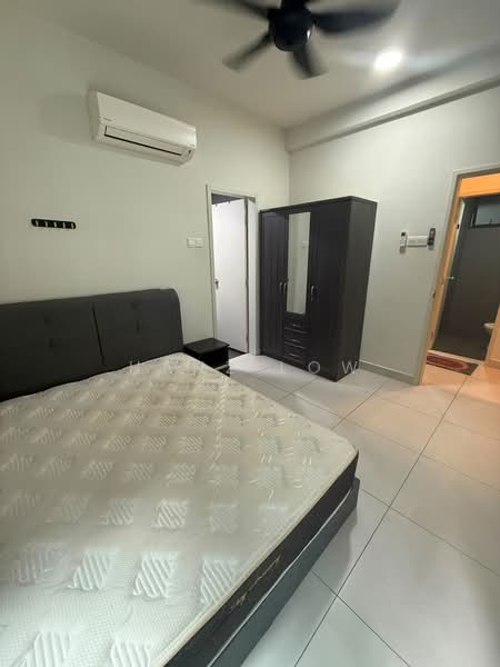 Service Residence for Rent at Majestic Maxim - Hanz Low - Bedroom - PropertyGuru.com.my