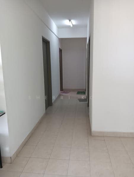Kondominium untuk Dijual di D'Aman Ria Condominium - Sherri Koh - Corridor - PropertyGuru.com.my