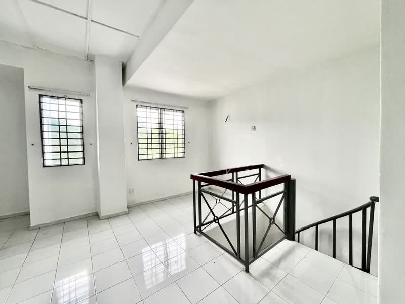 Bungalow House untuk Dijual di Bandar Country Homes (Rawang) - Kelly Kok - Interior - PropertyGuru.com.my
