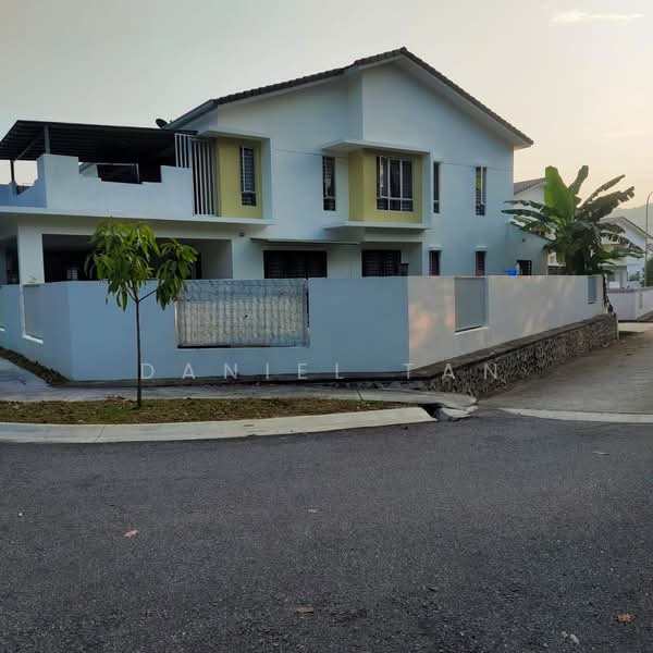 Rumah Teres 2 Tingkat untuk Dijual di Taman Tiara Sendayan (Bandar Sri Sendayan) - Daniel Tan - Exterior - PropertyGuru.com.my