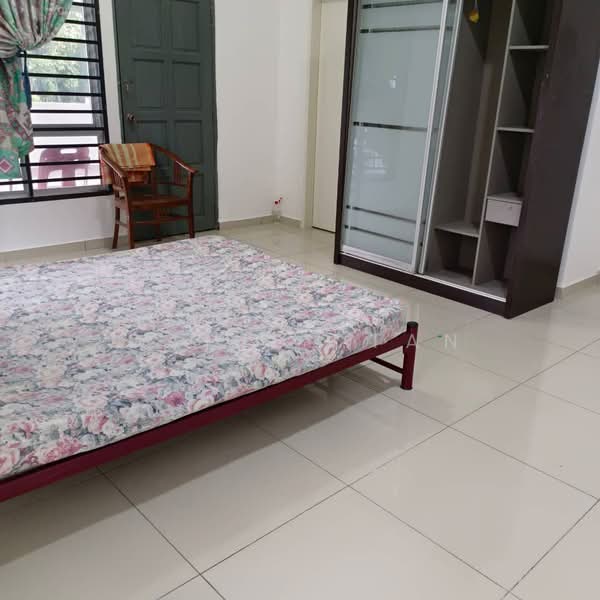 Rumah Teres 2 Tingkat untuk Dijual di Taman Tiara Sendayan (Bandar Sri Sendayan) - Daniel Tan - Bedroom - PropertyGuru.com.my