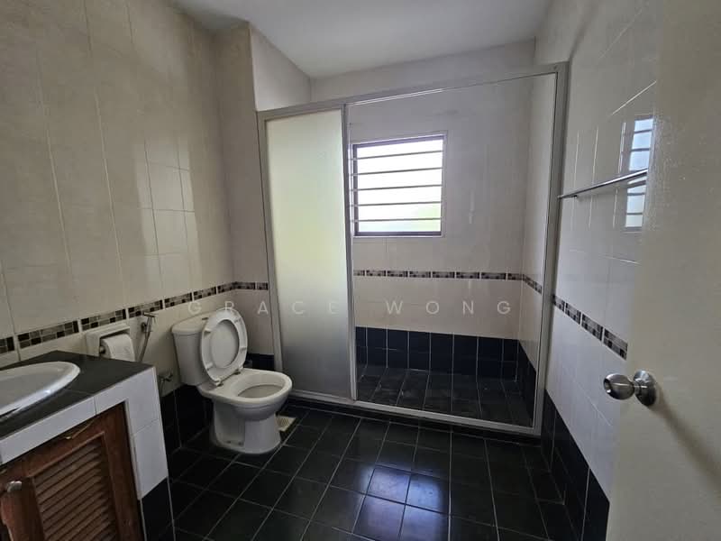 2-storey Terraced House for Sale in Bandar Kinrara (Selangor) - Grace Wong - Bathroom - PropertyGuru.com.my