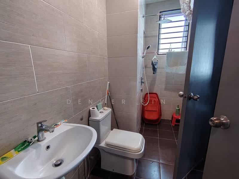 Rumah Teres 2 Tingkat untuk Dijual di Kajang 2 (Kajang) - Denver Sin - Bathroom - PropertyGuru.com.my
