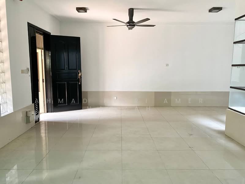 2-storey Terraced House for Sale in Bukit Jelutong (Shah Alam) - Ahmad Fikri Amer Hamzah - Interior - PropertyGuru.com.my