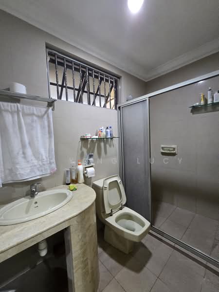 Rumah Berkembar untuk Dijual di Taman Serene (Johor Bahru) - Au Yong Lucy - Bathroom - PropertyGuru.com.my