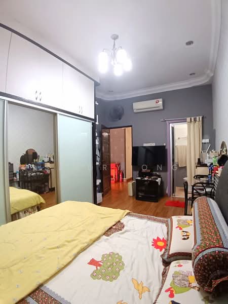 Rumah Teres 1 Tingkat untuk Dijual di Taman Molek (Johor Bahru) - Sandry Ong - PropertyGuru.com.my