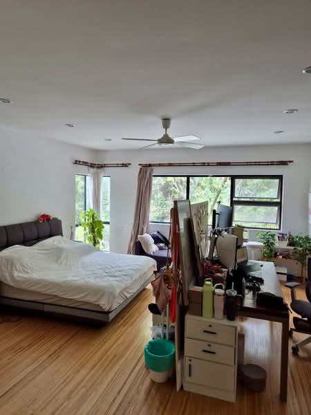 Rumah Teres 2.5 Tingkat untuk Disewa di Damansara Heights (Kuala Lumpur) - Joey Lim - Bedroom - PropertyGuru.com.my