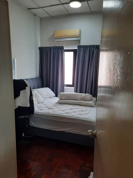 2-storey Terraced House for Sale in Taman Sea (Petaling Jaya) - Sally Goh - Bedroom - PropertyGuru.com.my
