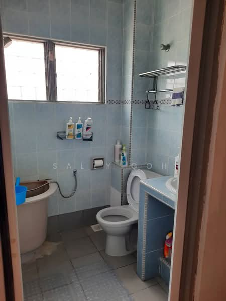 2-storey Terraced House for Sale in Taman Sea (Petaling Jaya) - Sally Goh - Bathroom - PropertyGuru.com.my