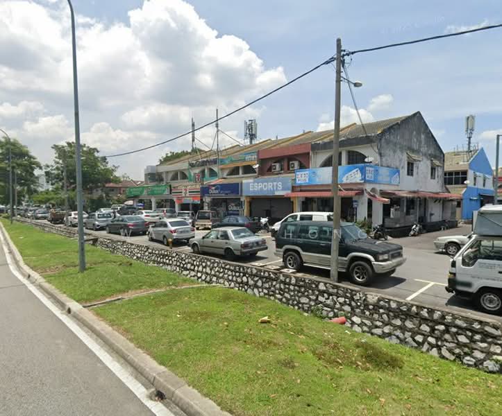 Shop for Sale in Bandar Puteri Puchong (Puchong) - Wayne Chong - Exterior - PropertyGuru.com.my