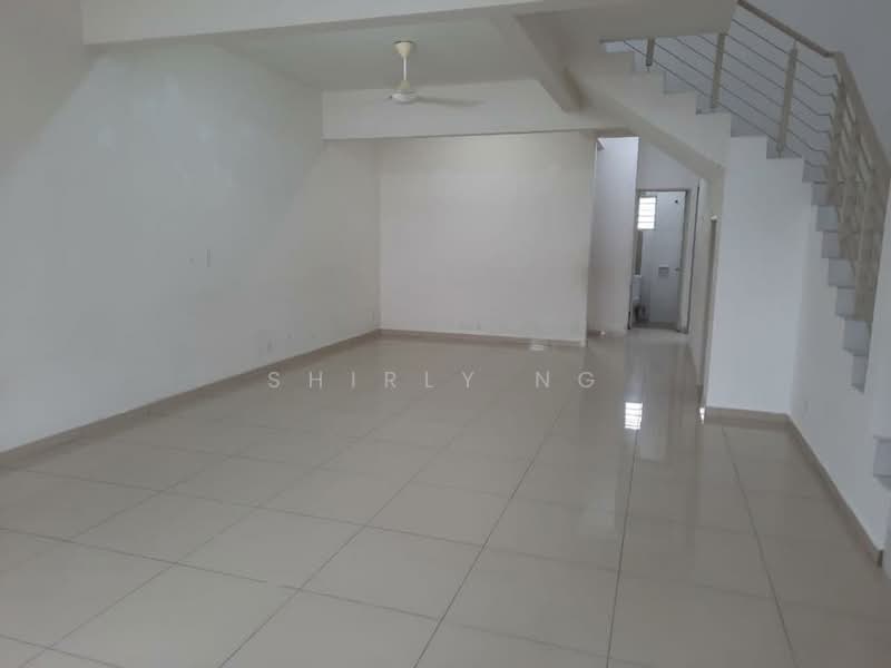 2-storey Terraced House for Sale in Rawang (Selangor) - Shirly Ng - Living Room - PropertyGuru.com.my