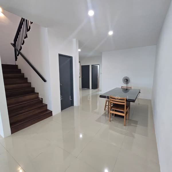 2-storey Terraced House for Rent in Stutong (Kuching) - Leslie Loi - PropertyGuru.com.my