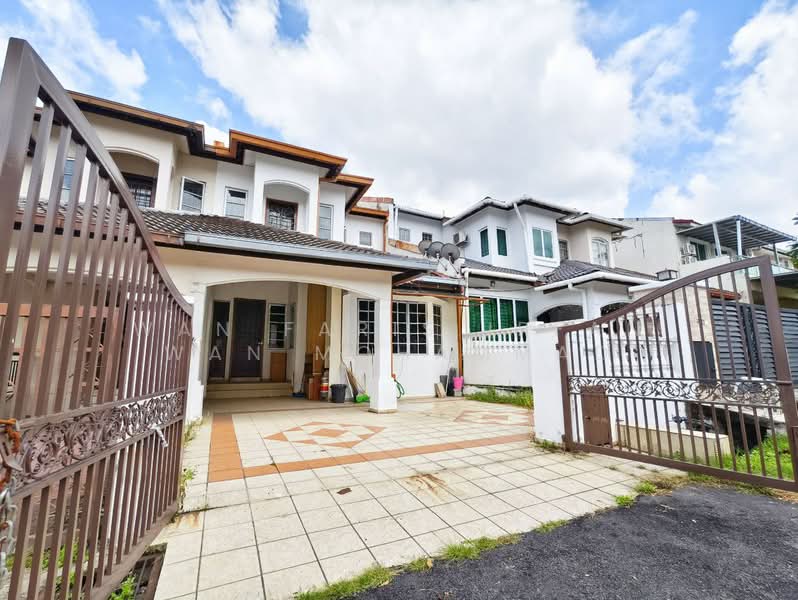 2-storey Terraced House for Sale in Usj 11 (Subang Jaya) - Wan Faris Irfan Wan Mohammad - Exterior - PropertyGuru.com.my