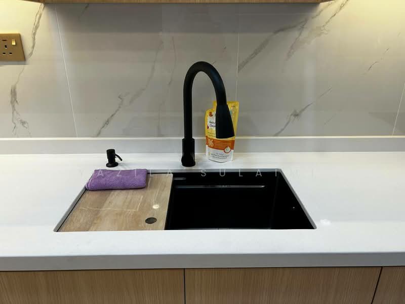 Servis Apartment untuk Disewa di MIRA at Shorea Park - Yazila Sulaimi - Kitchen - PropertyGuru.com.my