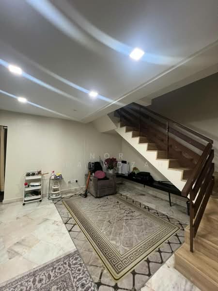 2-storey Terraced House for Rent in Seksyen 13 (Shah Alam) - Nor Khafadzah - Living Room - PropertyGuru.com.my