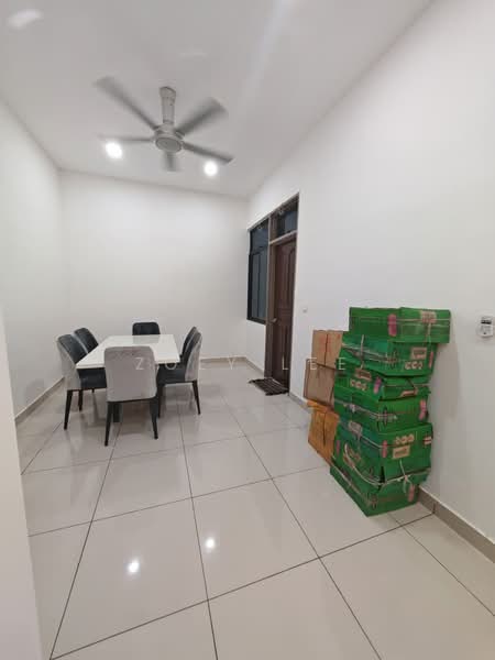 Cluster House for Sale in Kulai (Johor) - Zoey Lee - Dining Room - PropertyGuru.com.my