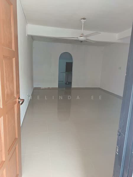 2-storey Terraced House for Rent in Ulu Tiram (Johor) - Melinda Ee - Living Room - PropertyGuru.com.my