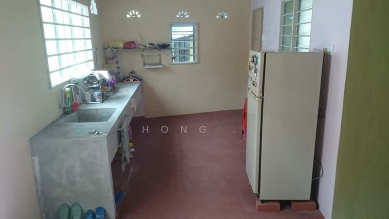 Rumah Teres 1 Tingkat untuk Disewa di Teluk Kumbar (Penang) - Hong . - Kitchen - PropertyGuru.com.my