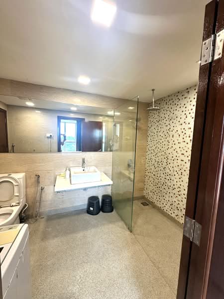 Servis Apartment untuk Disewa di Regalia Residence - Jacksley Wong - Bathroom - PropertyGuru.com.my
