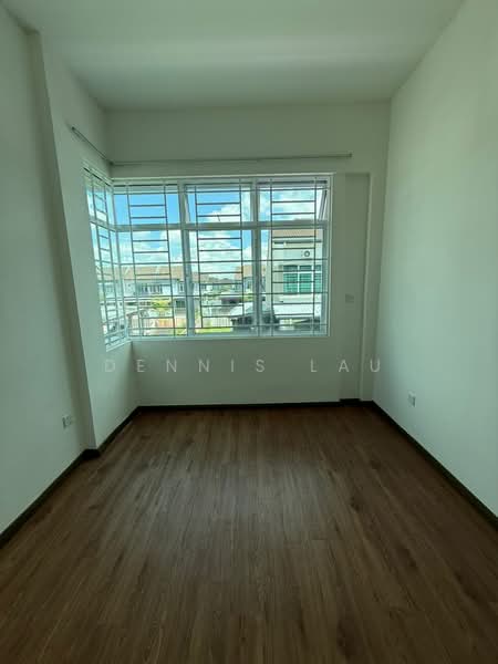 Semi-Detached House for Sale in Central City Uni-Central (Samarahan) - Dennis Lau - Interior - PropertyGuru.com.my