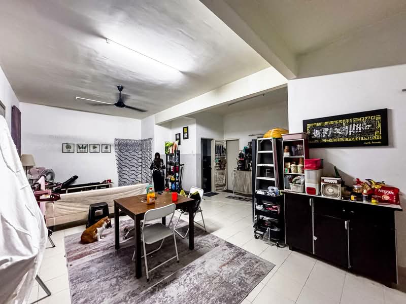 Townhouse for Sale in Saujana Utama (Selangor) - Zul Hasif - PropertyGuru.com.my