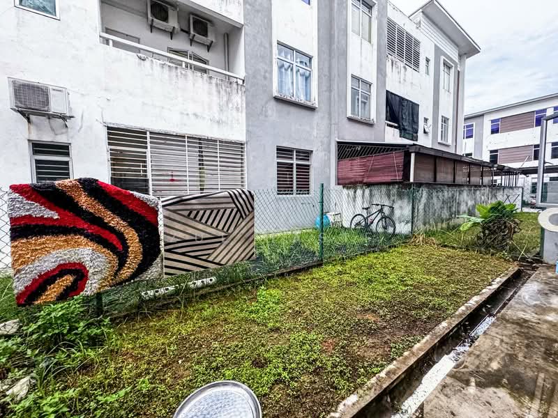Townhouse for Sale in Saujana Utama (Selangor) - Zul Hasif - PropertyGuru.com.my