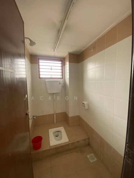 Kedai / Pejabat untuk Disewa di Kampung Batu Belah (Klang) - Jackson Lee - Bathroom - PropertyGuru.com.my