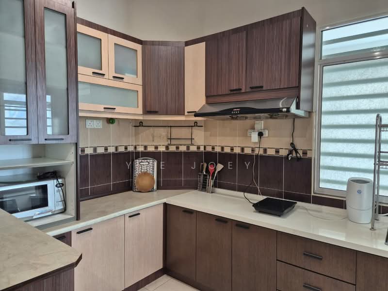 Kondominium untuk Dijual di Desa Airmas Condominium - Yee Joey - Kitchen - PropertyGuru.com.my