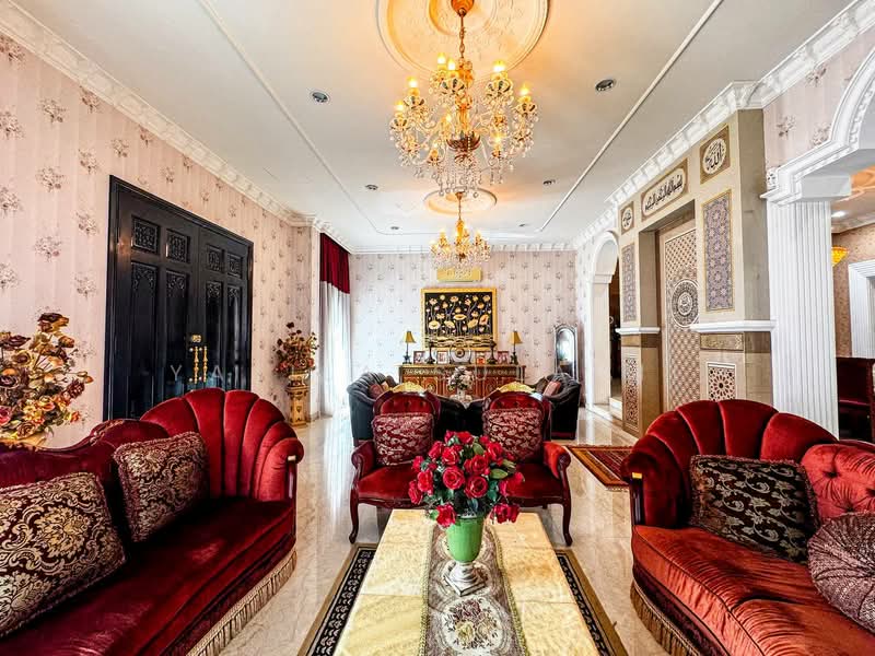 Bungalow for Sale in Kampung Melayu Ampang (Ampang) - Yazila Sulaimi - Living Room - PropertyGuru.com.my