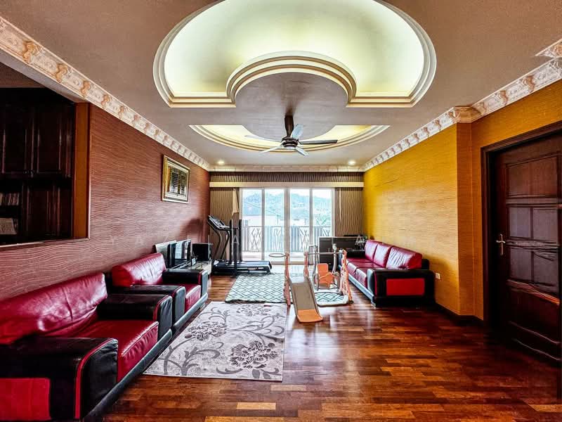 Bungalow for Sale in Kampung Melayu Ampang (Ampang) - Yazila Sulaimi - Living Room - PropertyGuru.com.my