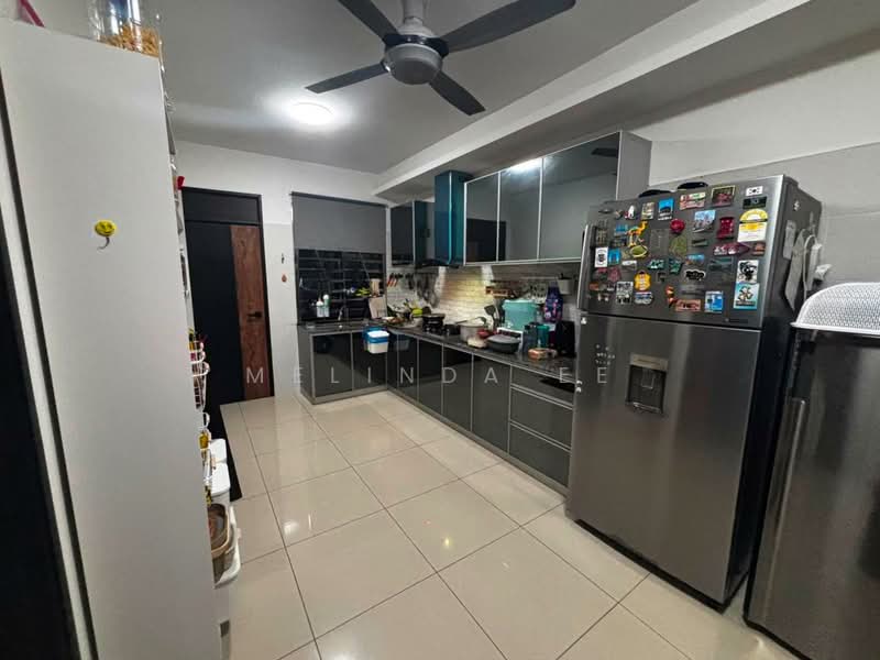 Rumah Teres 2 Tingkat untuk Dijual di Taman Bukit Tiram (Ulu Tiram) - Melinda Ee - Kitchen - PropertyGuru.com.my