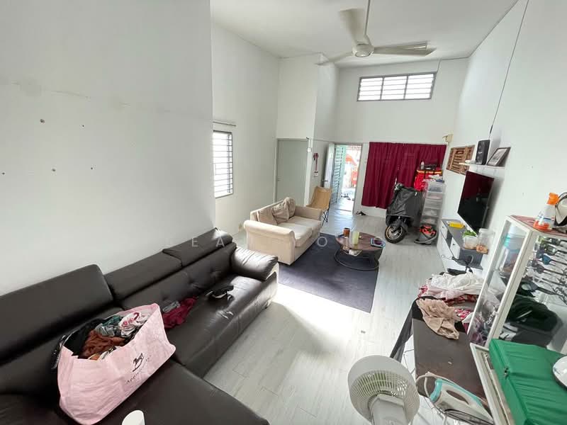 Rumah Berkembar untuk Dijual di Taman Selayang Mutiara (Selayang) - Sean Yong - Living Room - PropertyGuru.com.my