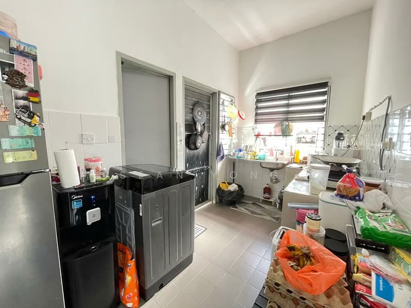 Rumah Berkembar untuk Dijual di Taman Selayang Mutiara (Selayang) - Sean Yong - Kitchen - PropertyGuru.com.my