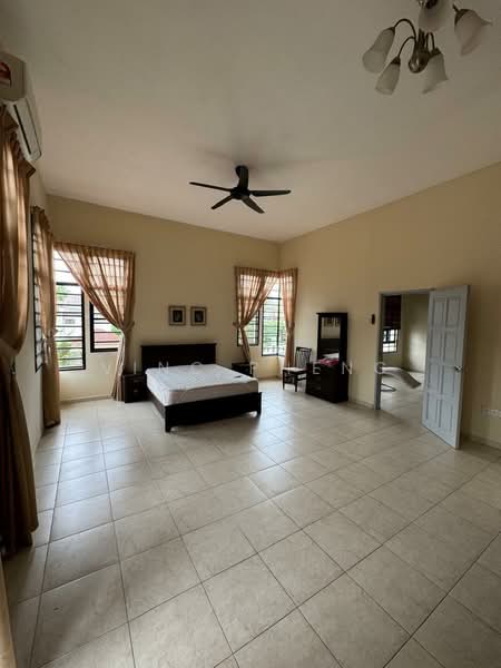 Semi-Detached House for Rent in Taman Ozana Impian (Bukit Katil) - Vinc Pheng - Bedroom - PropertyGuru.com.my