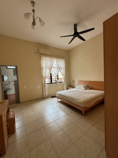 Semi-Detached House for Rent in Taman Ozana Impian (Bukit Katil) - Vinc Pheng - Bedroom - PropertyGuru.com.my