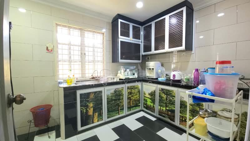 Rumah Berkembar untuk Dijual di Taman Perling (Perling) - Shiang Yng Tan - Kitchen - PropertyGuru.com.my