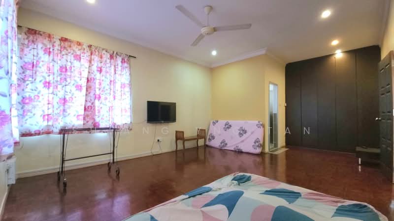 Rumah Berkembar untuk Dijual di Taman Perling (Perling) - Shiang Yng Tan - Bedroom - PropertyGuru.com.my