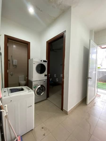 3.5-storey Terraced House for Rent in Duta Suria (Ampang) - Puteri Ellysha - Bathroom - PropertyGuru.com.my