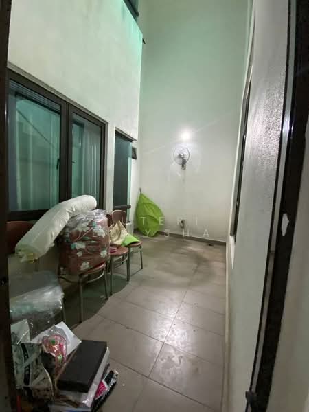 3.5-storey Terraced House for Rent in Duta Suria (Ampang) - Puteri Ellysha - Balcony - PropertyGuru.com.my