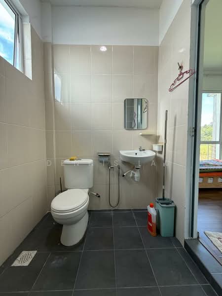 2-storey Terraced House for Sale in Bukit Berangan (Samarahan) - Dennis Lau - Bathroom - PropertyGuru.com.my