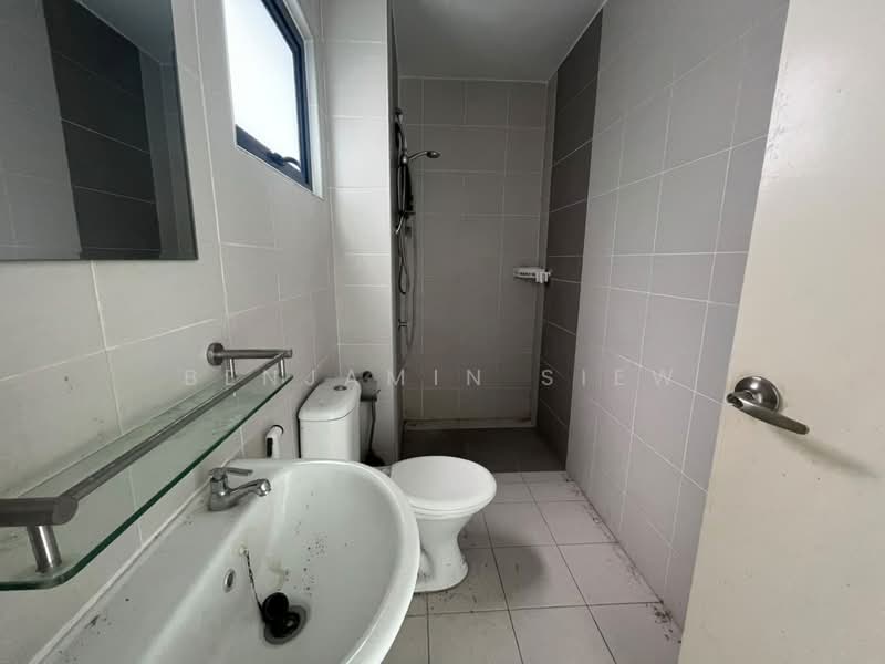 Service Residence for Rent at Kiara Plaza - Benjamin Siew - Bathroom - PropertyGuru.com.my