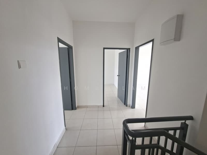 Rumah Teres 2 Tingkat untuk Dijual di Taman Krubong Jaya (Krubong) - Thomas Lam - Corridor - PropertyGuru.com.my