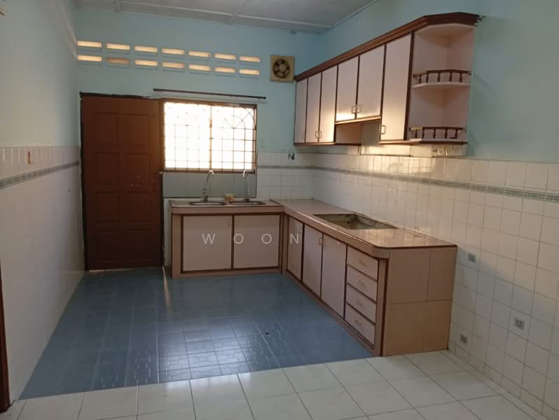Rumah Teres 1 Tingkat untuk Disewa di Taman Seri Duyong (Duyong) - Woon . - Kitchen - PropertyGuru.com.my