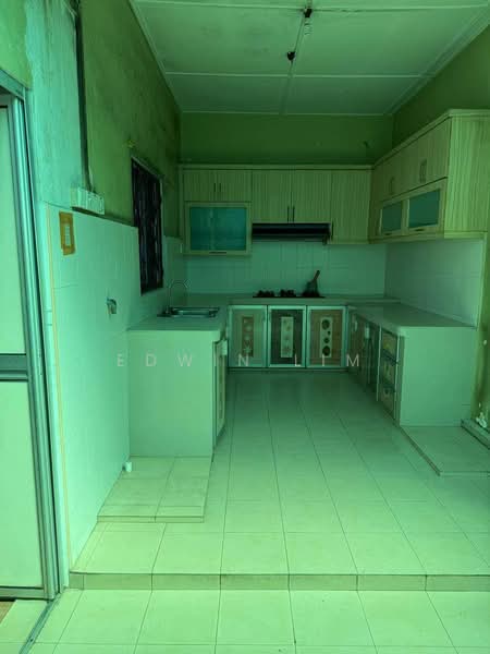 Shop / Office for Rent in Johor Bahru (Johor) - Edwin Lim - Kitchen - PropertyGuru.com.my