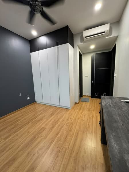 Service Residence for Sale at East Parc @ Manjalara - Justin Leong - Bedroom - PropertyGuru.com.my