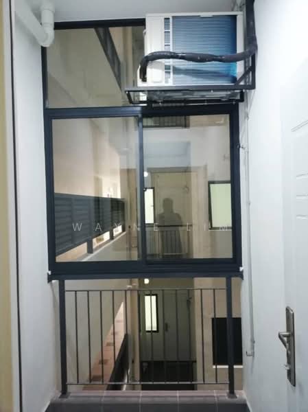 Kondominium untuk Disewa di The Sky Residence - Wayne Lim - Corridor - PropertyGuru.com.my