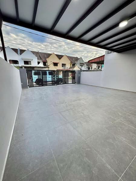 Rumah Teres 2 Tingkat untuk Dijual di Bandar Baru Permas Jaya (Permas Jaya) - Christine Poh - Exterior - PropertyGuru.com.my