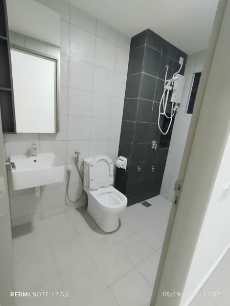 Servis Apartment untuk Disewa di D'Vine - Tom Lee - Bathroom - PropertyGuru.com.my