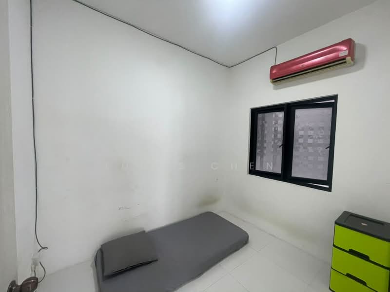 Condominium for Sale at Treetops Residence - Lucas Chen - Bedroom - PropertyGuru.com.my